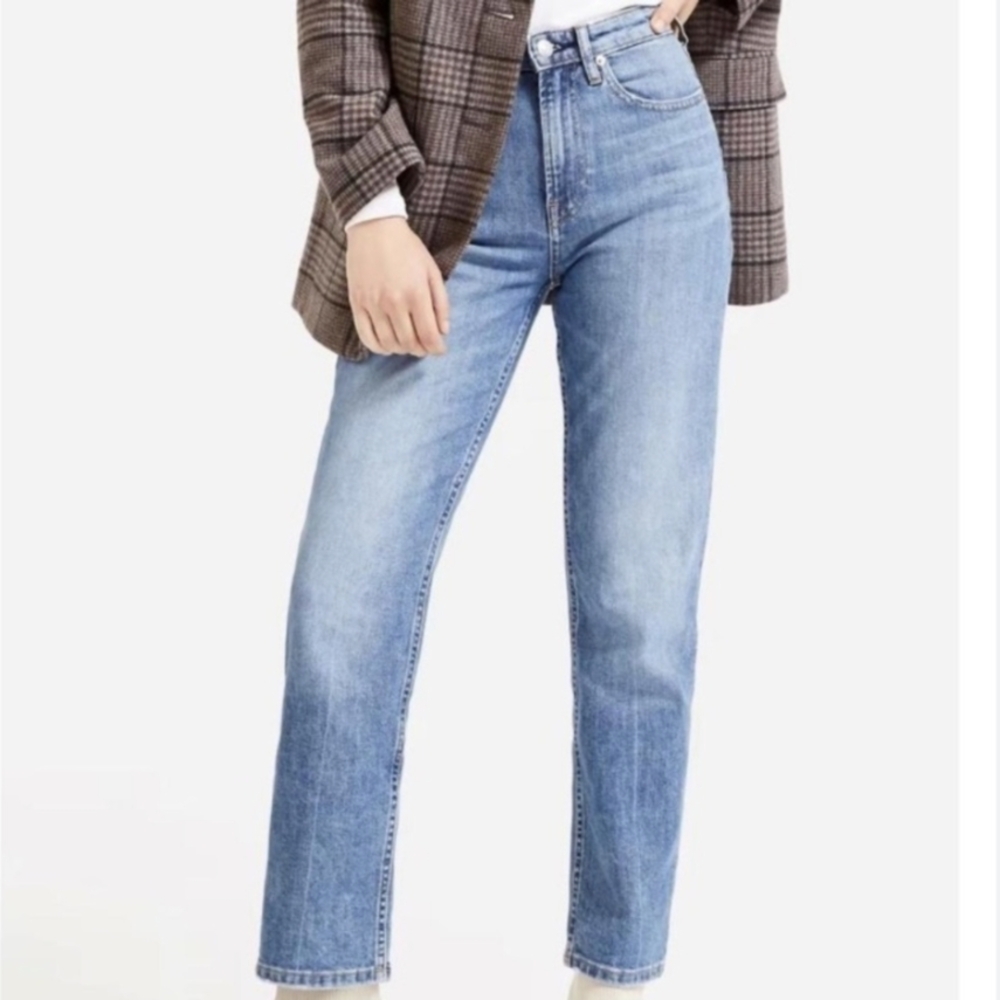 Everlane Women's High Rise Ankle Jeans RN# 139393--Size 29. Dark wash